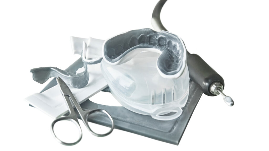 custom oral appliance for mild sleep apnea therapy