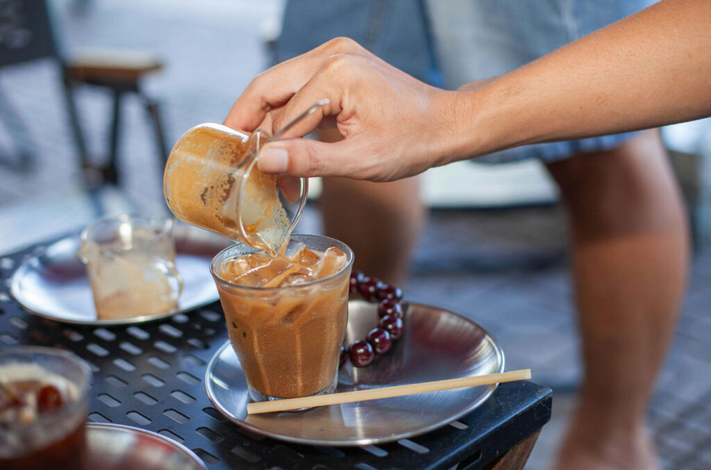 avoiding hot and cold drinks after teeth whitening