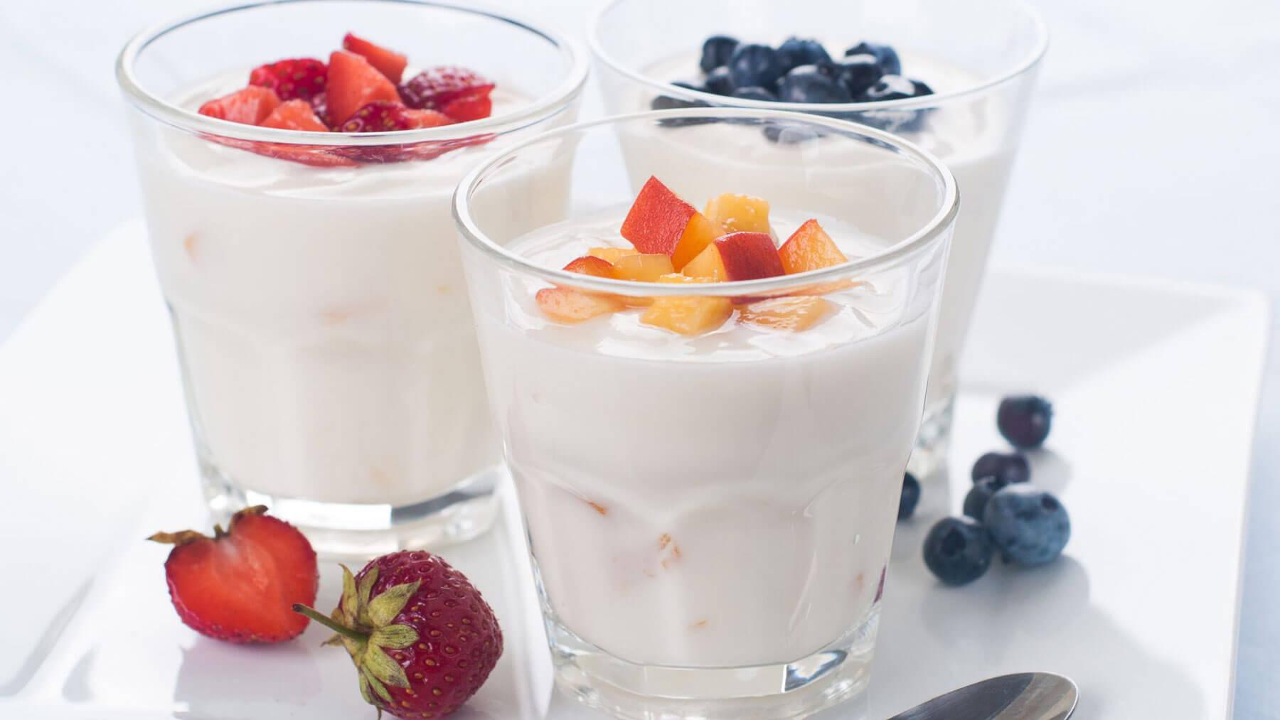Soft foods like yogurt and mashed potatoes after wisdom teeth removal